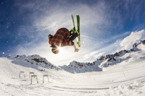 开云体育-莱比锡主帅放话：世界杯预选赛抢七大战必胜休斯顿火箭，萨巴伦卡冷笑回应